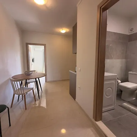 Luna Mare Corfu (city)